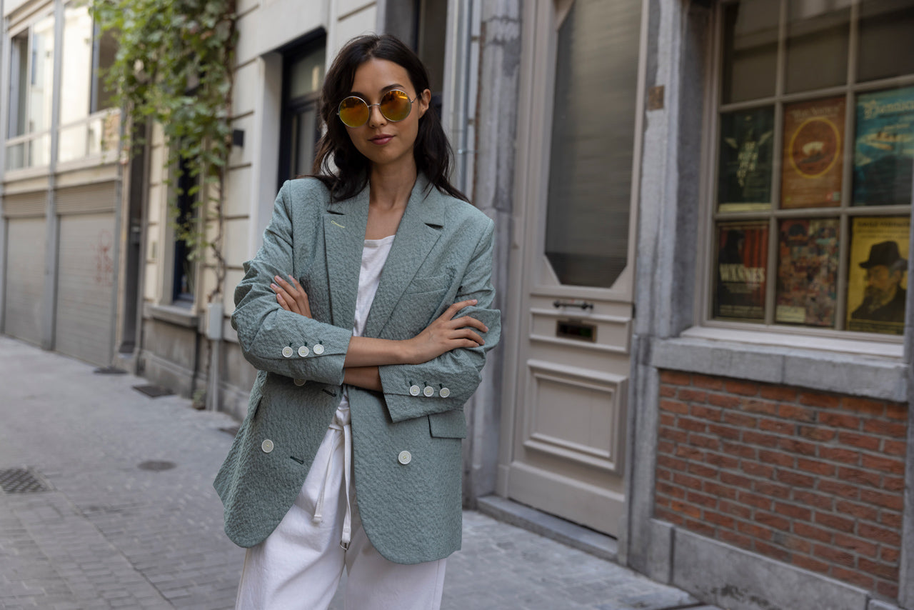 Dressing Chic : Les pièces indispensables pour une cérémonie réussie