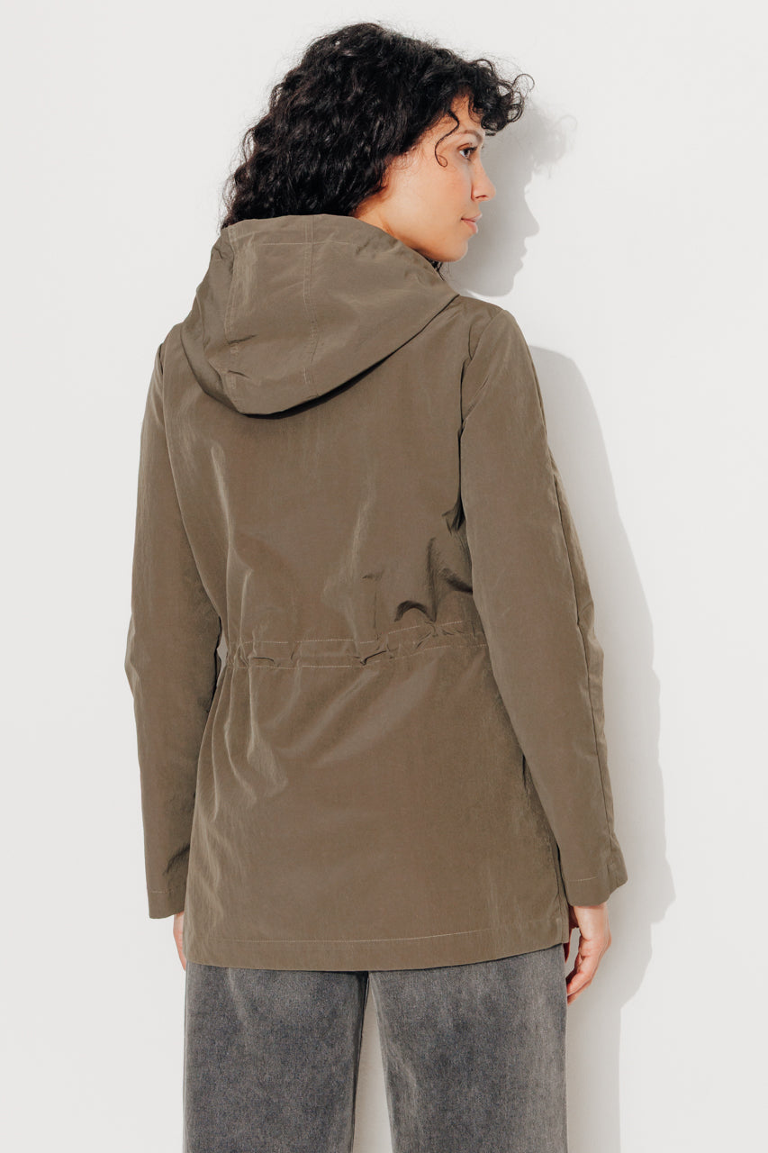 FRAISIER - Parka courte tissu finition satiné Vert kaki / Army green - Trench & Coat