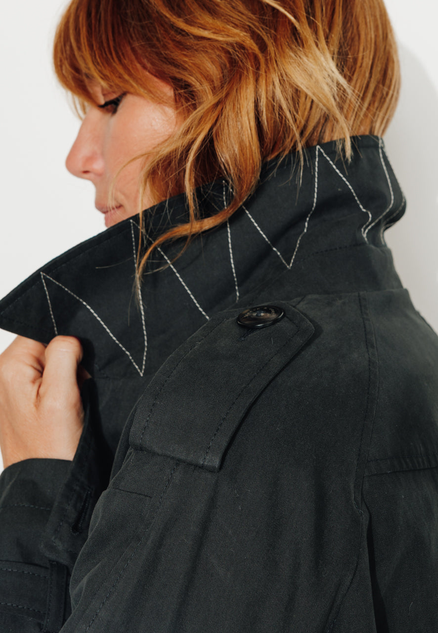 AMANDIER - AMANDIER - Trench long ceinturé en coton déperlant noir NOIR - Trench & Coat