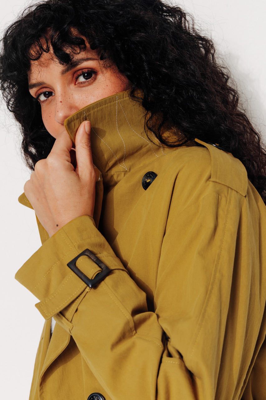 AMANDIER - AMANDIER - Trench long ceinturé en coton déperlant moutarde MOUTARDE - Trench & Coat
