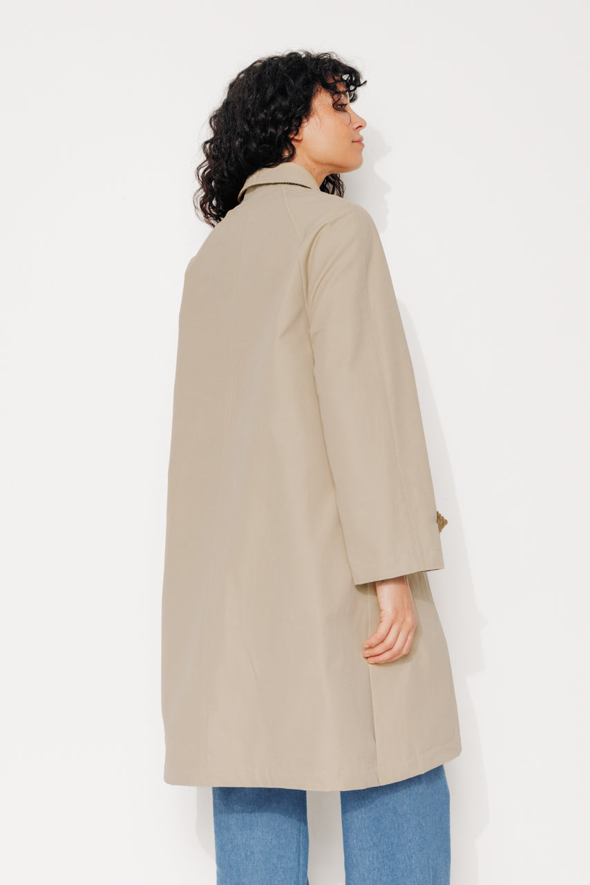 PARROTIA - PARROTIA - Imperméable mi long en coton déperlant camel CAMEL - Trench & Coat