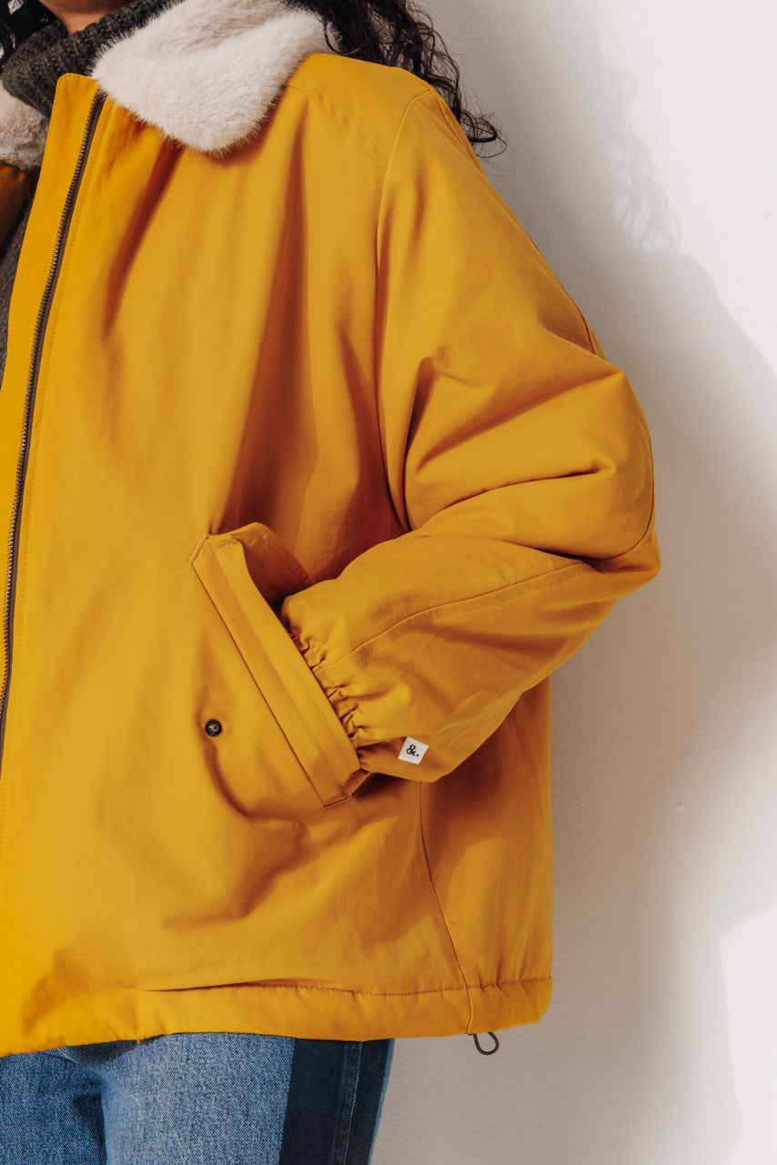 THUYA - THUYA - Imperméable court ouatiné en coton déperlant moutarde MOUTARDE - Trench & Coat