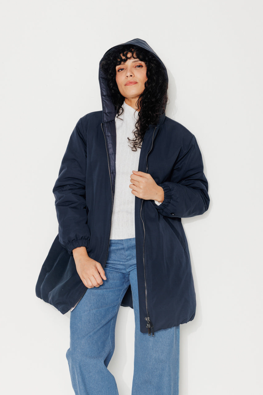 PINACEA - PINACEA - Parka mi longue ouatinée en coton déperlant marine MARINE - Trench & Coat