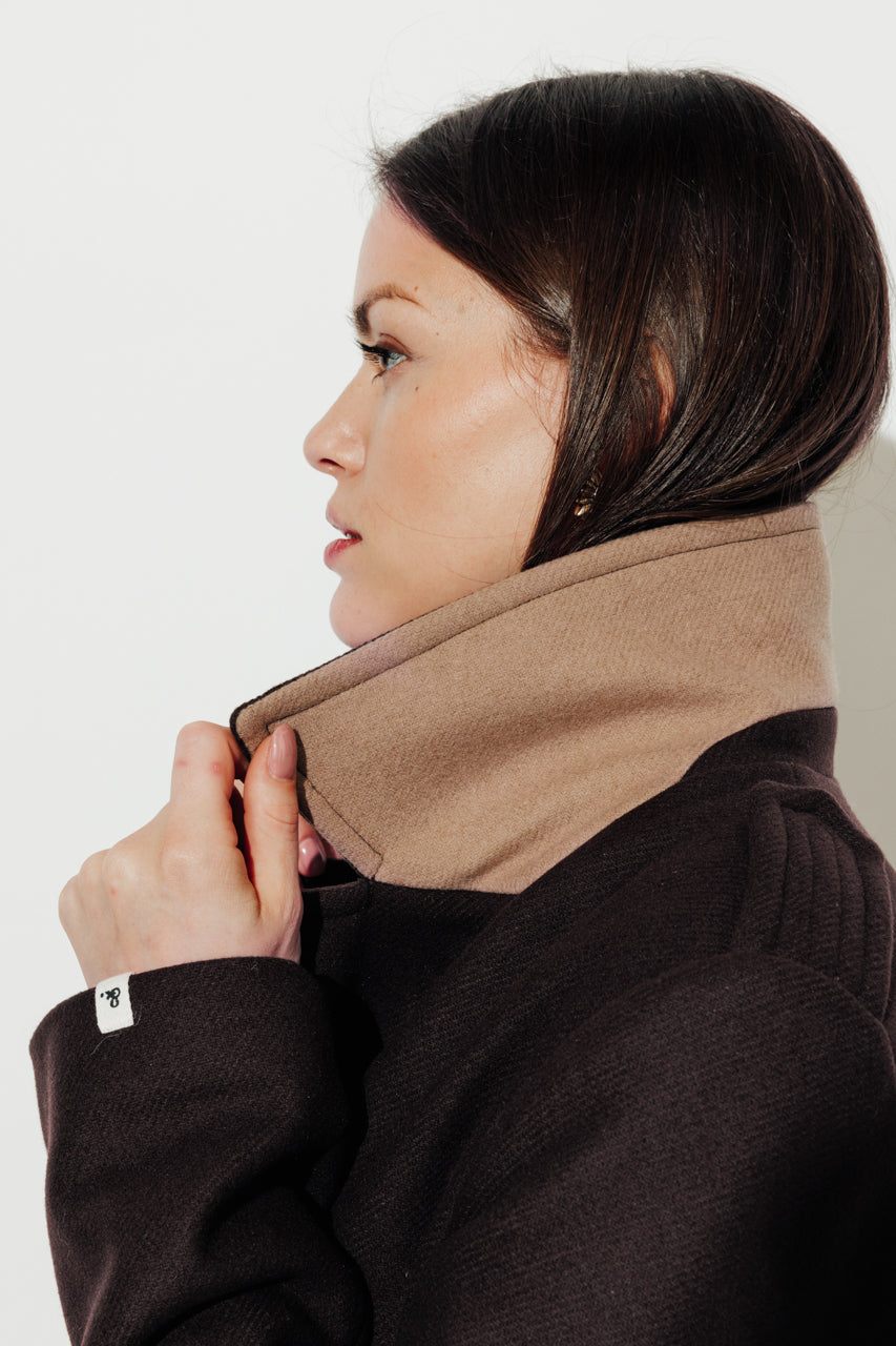 PRECIEUX - PRECIEUX - Manteau long ceinturé en drap de laine vierge marron Marron / Brown - Trench & Coat
