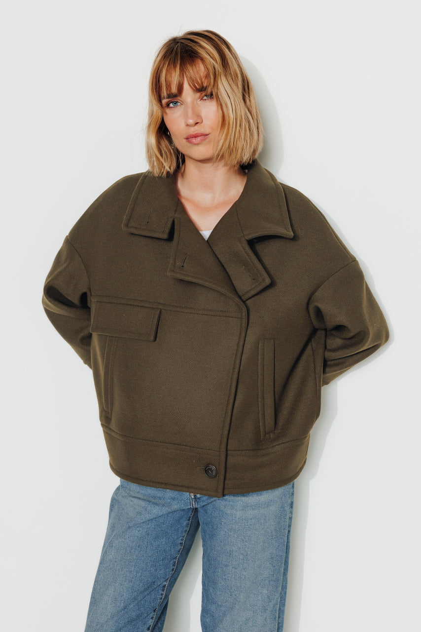 MABLY - MABLY - Blouson court oversize en drap de laine vert Kaki / Khaki - Trench & Coat