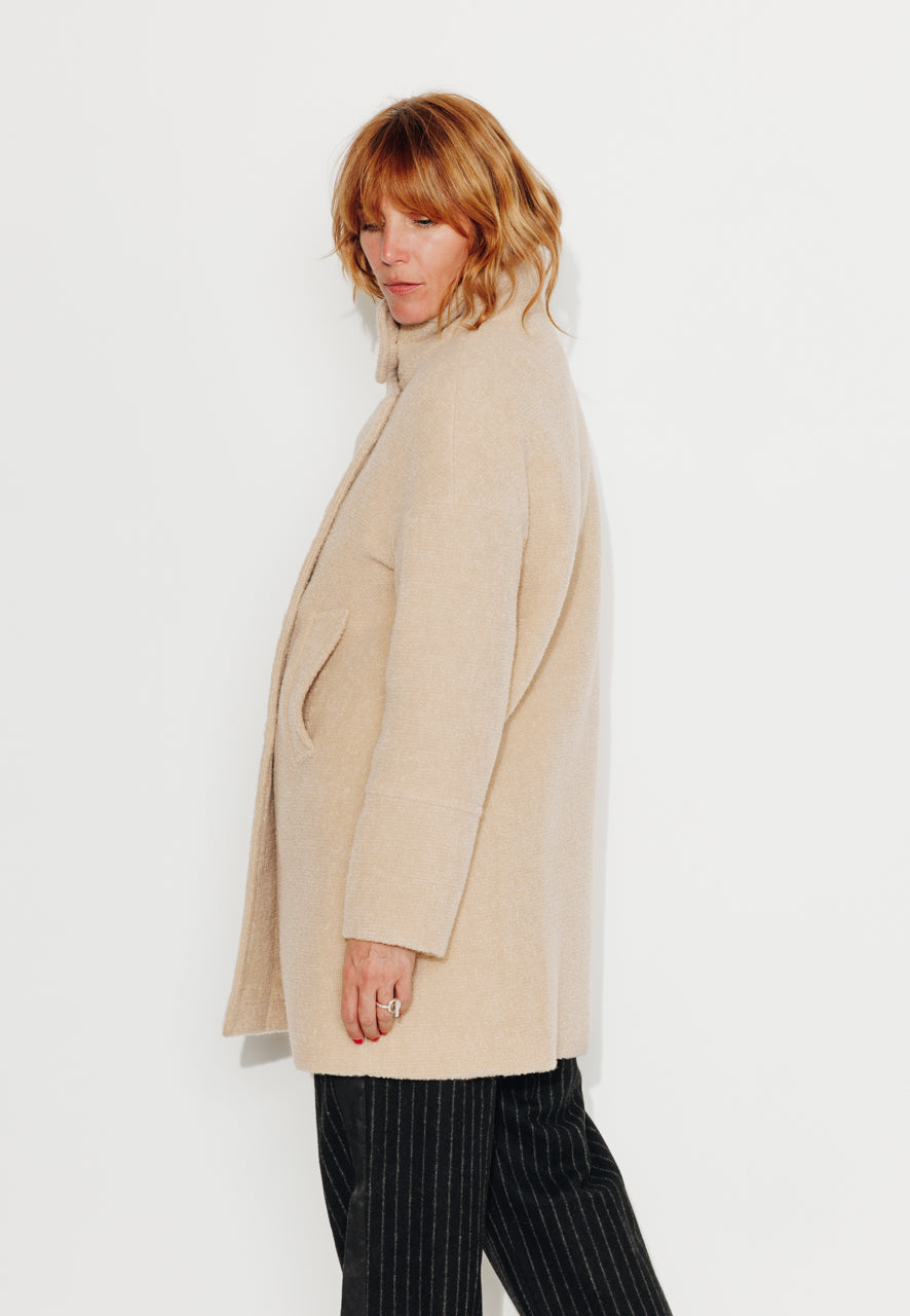 UPIE - UPIE - Manteau mi-long oversize en bouclette de laine vierge beige SABLE - Trench & Coat