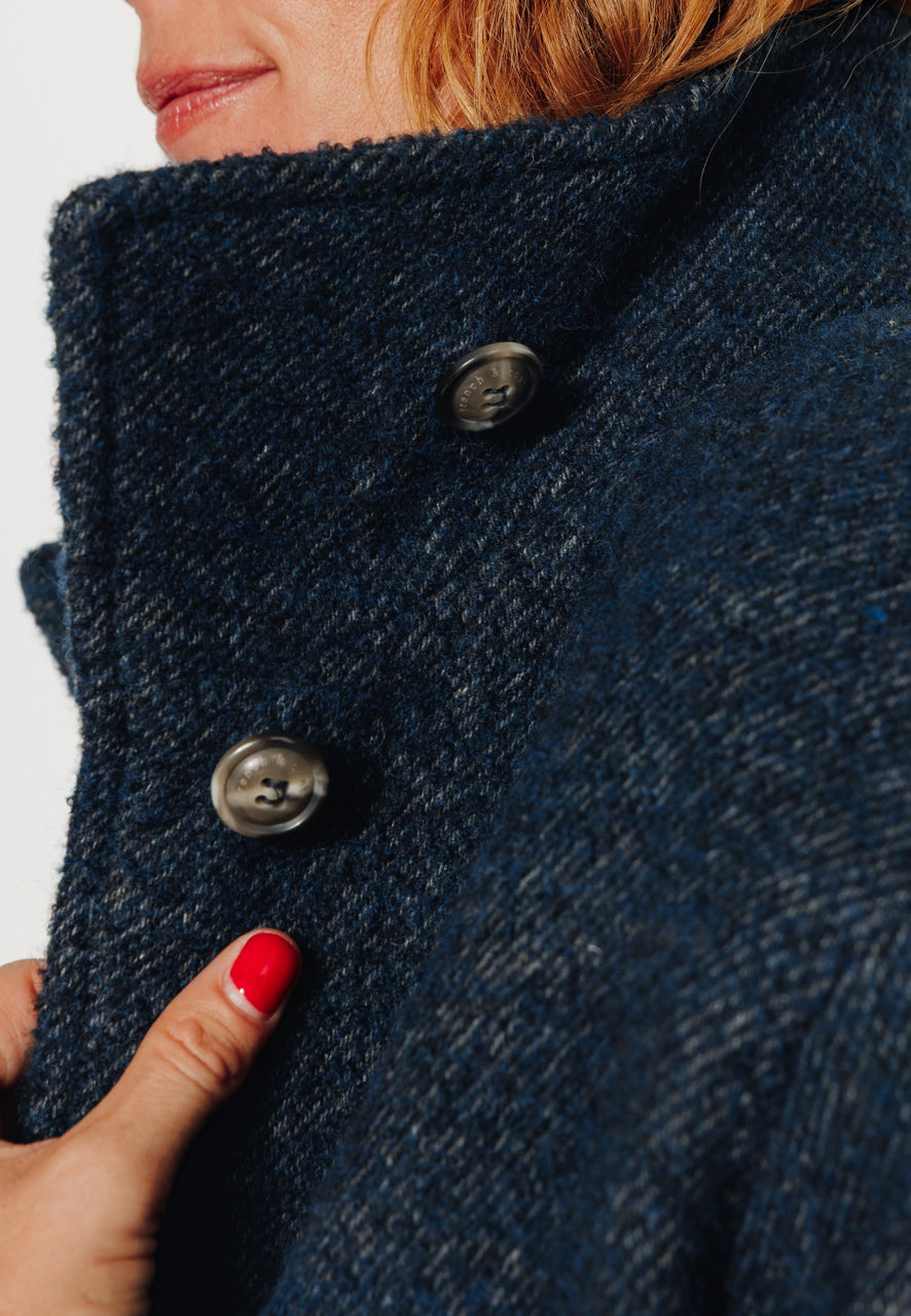 SEQUOIA - SEQUOIA - Manteau court en gabardine de laine bouclée recyclée bleu OCEAN - Trench & Coat