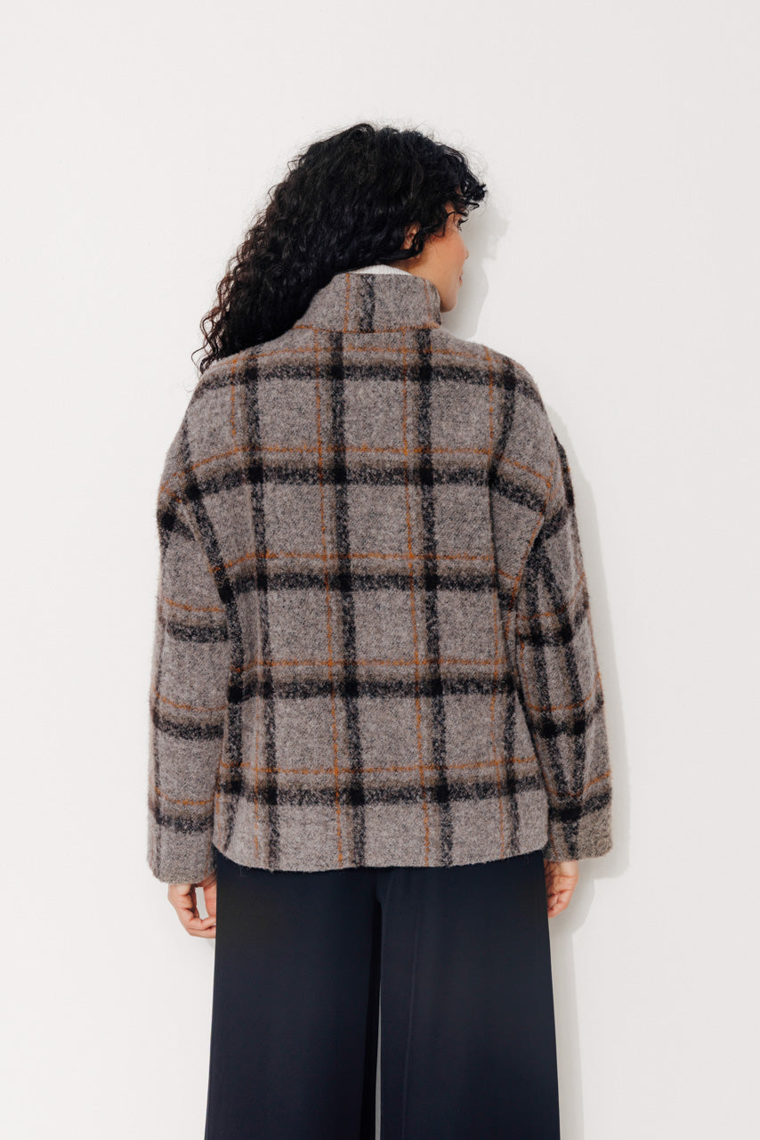 PLUMERIA - PLUMERIA - Manteau court oversize en bouclette de laine à carreaux gris VISONMARRON - Trench & Coat