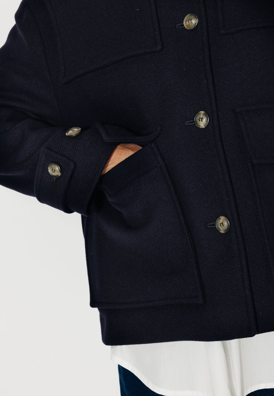 ABEKIA - ABEKIA - Manteau court oversize en drap de laine vierge marine Marine / Navy - Trench & Coat