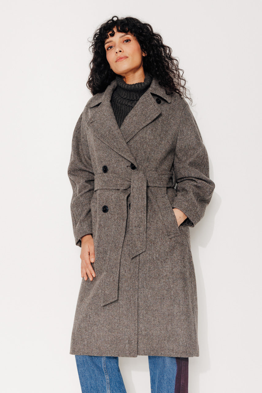 TROENE - TROENE - Manteau long ceinturé en drap de laine shetland chiné taupe MARRON - Trench & Coat