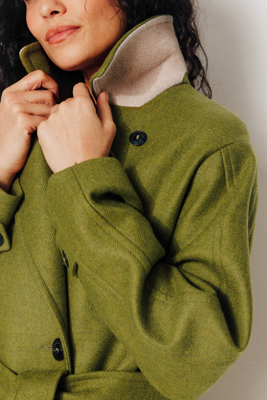 TROENE - TROENE - Manteau long oversize en gabardine de laine recyclée vert VERDURE - Trench & Coat