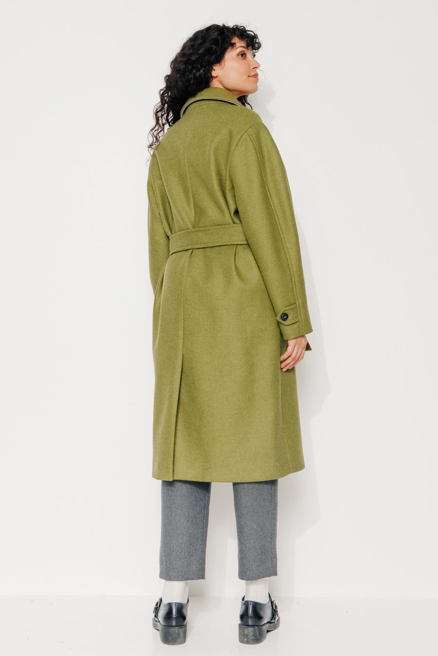 TROENE - TROENE - Manteau long oversize en gabardine de laine recyclée vert VERDURE - Trench & Coat