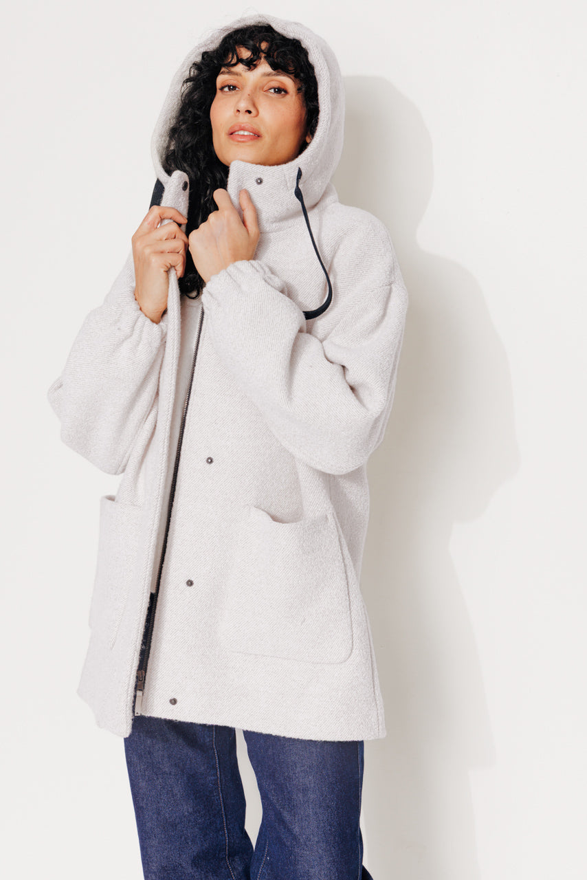 CAROUBIER - CAROUBIER - Manteau oversize esprit parka en gabardine de laine bouclée recyclée ECRU - Trench & Coat