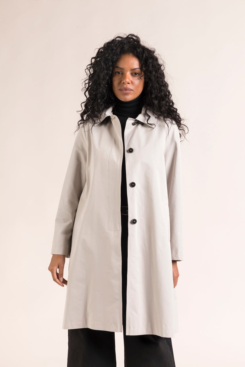 Trench femme esprit Redding en tissu deperlant gris Trench Coat Trench Coat France