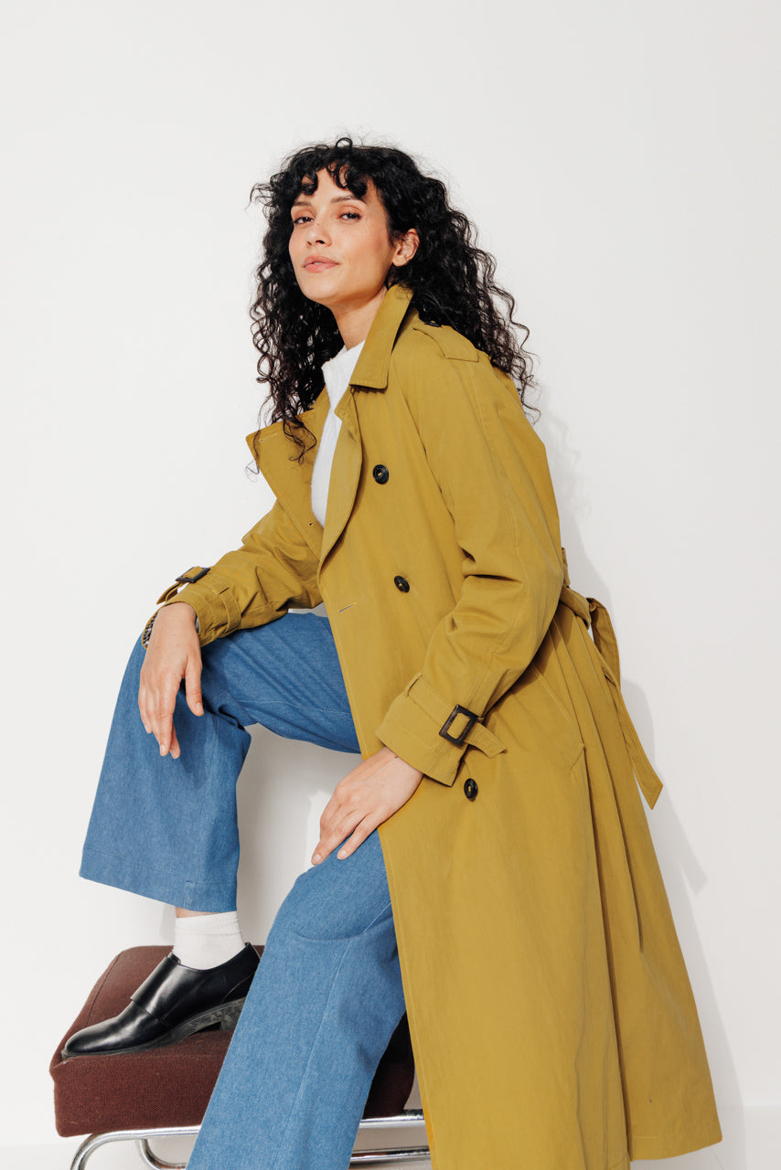 AMANDIER - AMANDIER - Trench long ceinturé en coton déperlant moutarde MOUTARDE - Trench & Coat