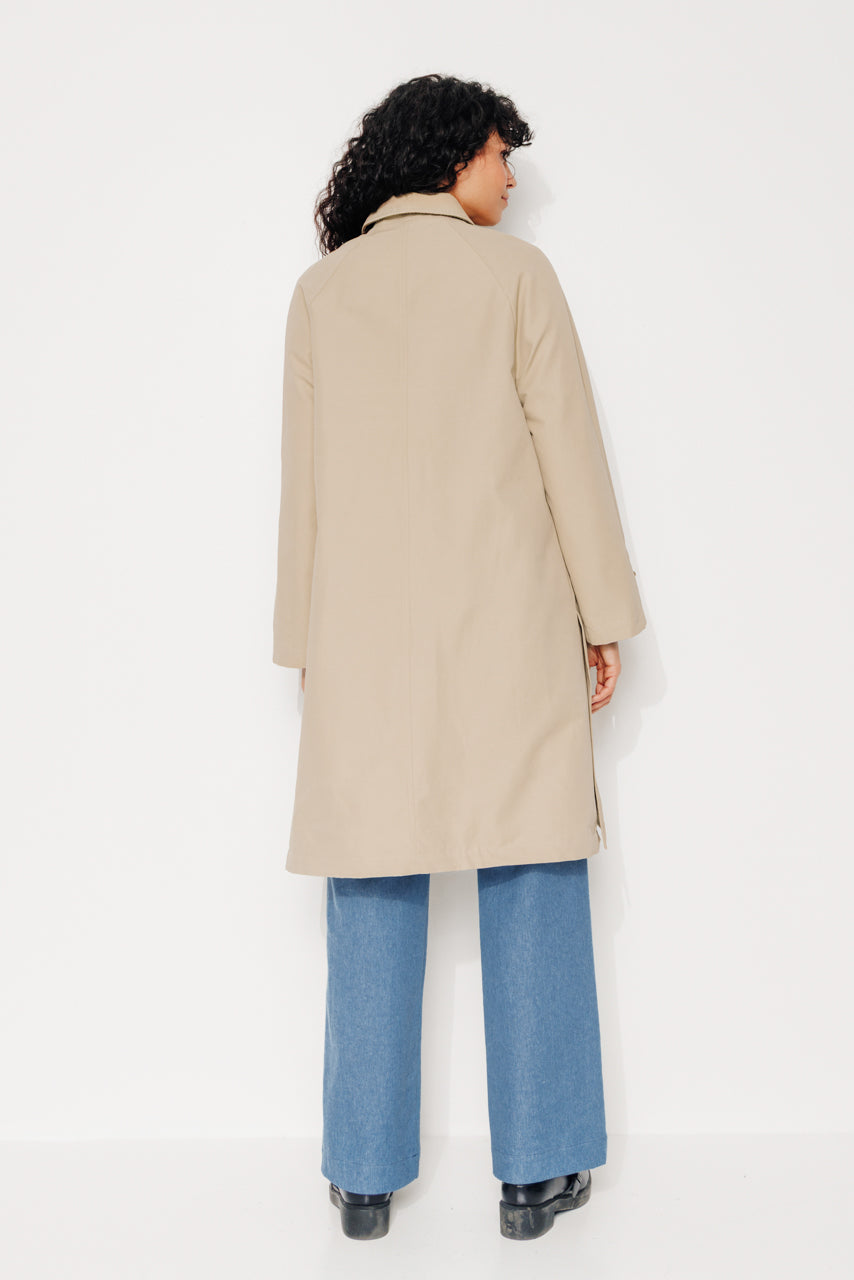 PARROTIA - PARROTIA - Imperméable mi long en coton déperlant camel CAMEL - Trench & Coat