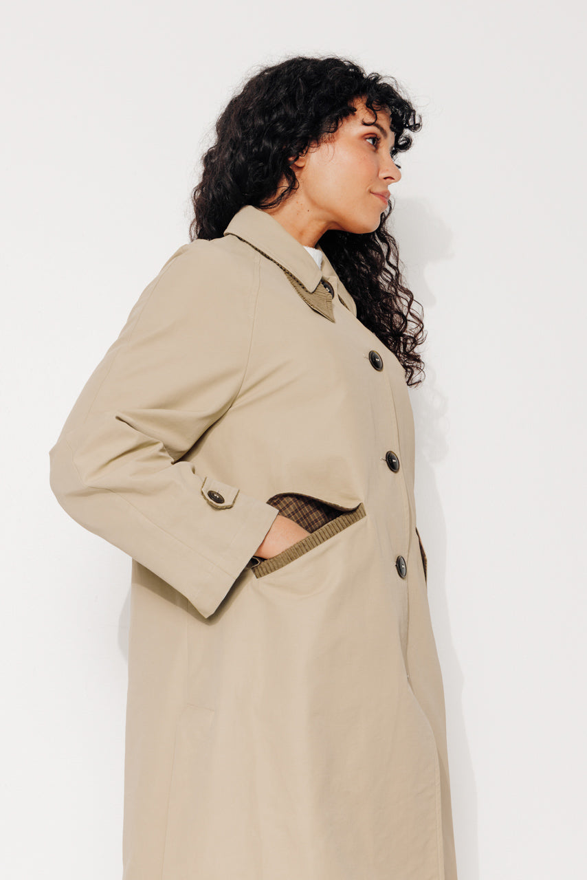 PARROTIA - PARROTIA - Imperméable mi long en coton déperlant camel CAMEL - Trench & Coat