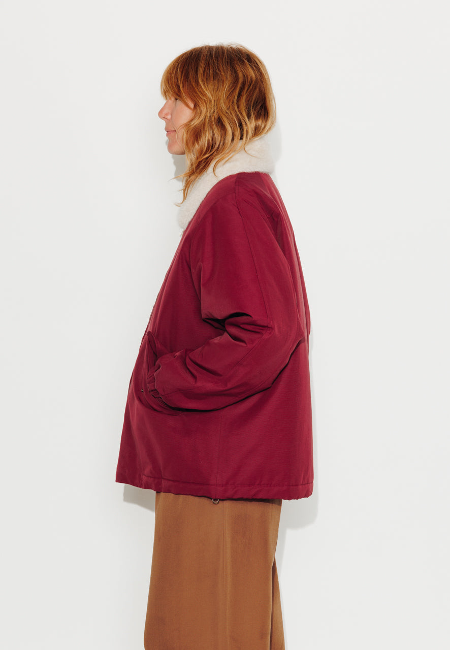THUYA - THUYA - Imperméable court ouatiné en coton déperlant bordeaux BORDEAUX - Trench & Coat