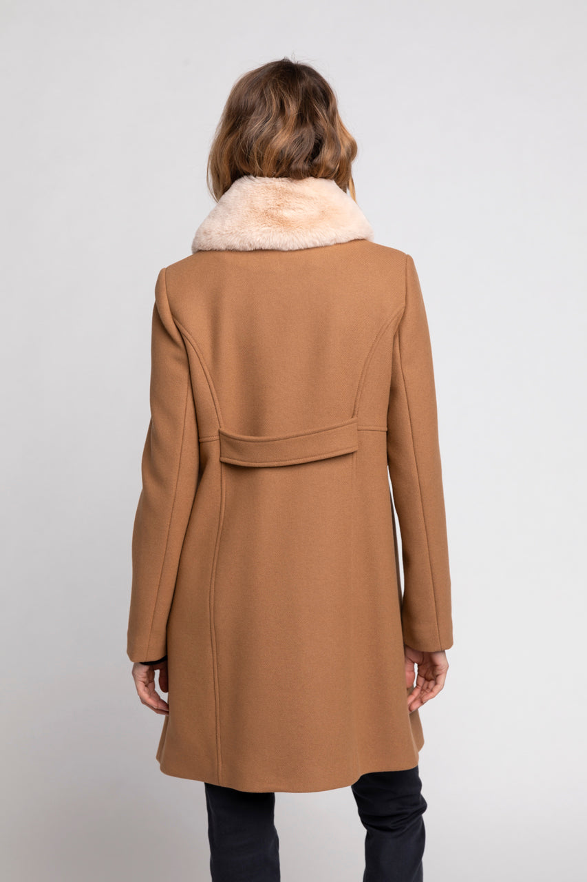 Women's camel coat with fur collar hotsell
