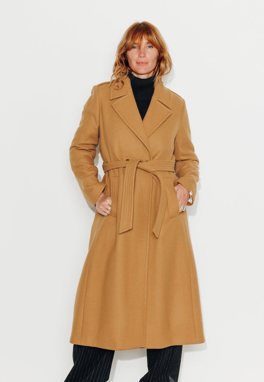 PRECIEUX - PRECIEUX - Manteau long ceinturé en drap de laine vierge camel Camel / Camel - Trench & Coat