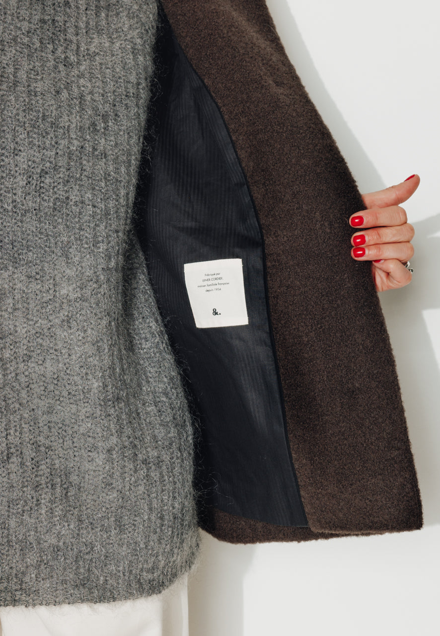 CORMOZ - CORMOZ - Manteau court en bouclette de laine vierge marron Marron / Brown - Trench & Coat