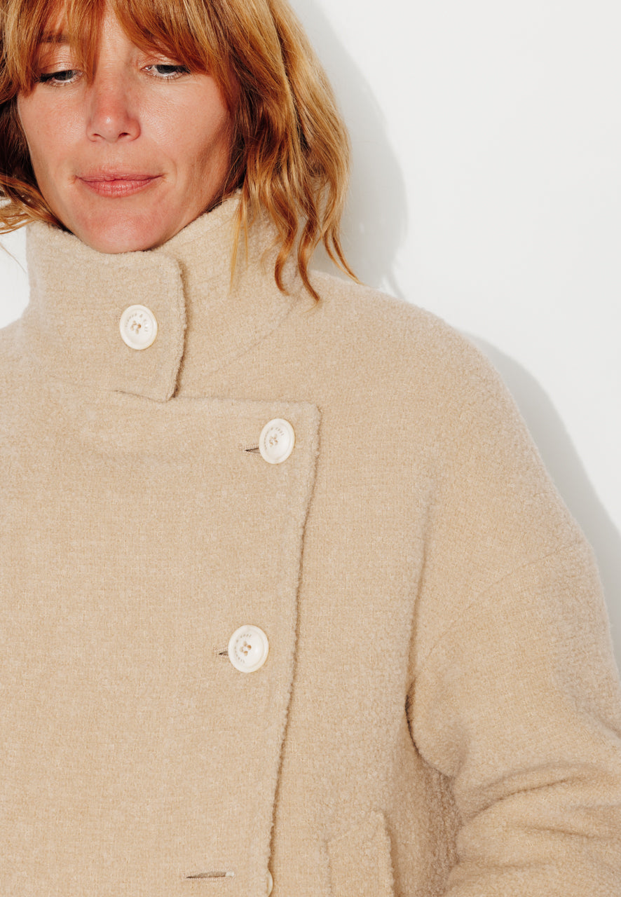 UPIE - UPIE - Manteau mi-long oversize en bouclette de laine vierge beige SABLE - Trench & Coat