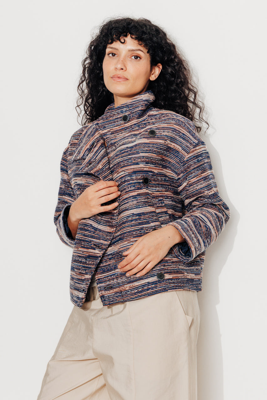 SOFAR - SOFAR - Manteau court oversize en jacquard rayé MARINE/CORAIL - Trench & Coat