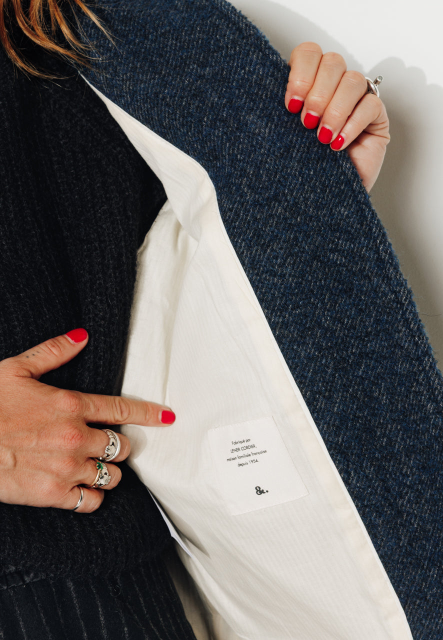 SEQUOIA - SEQUOIA - Manteau court en gabardine de laine bouclée recyclée bleu OCEAN - Trench & Coat