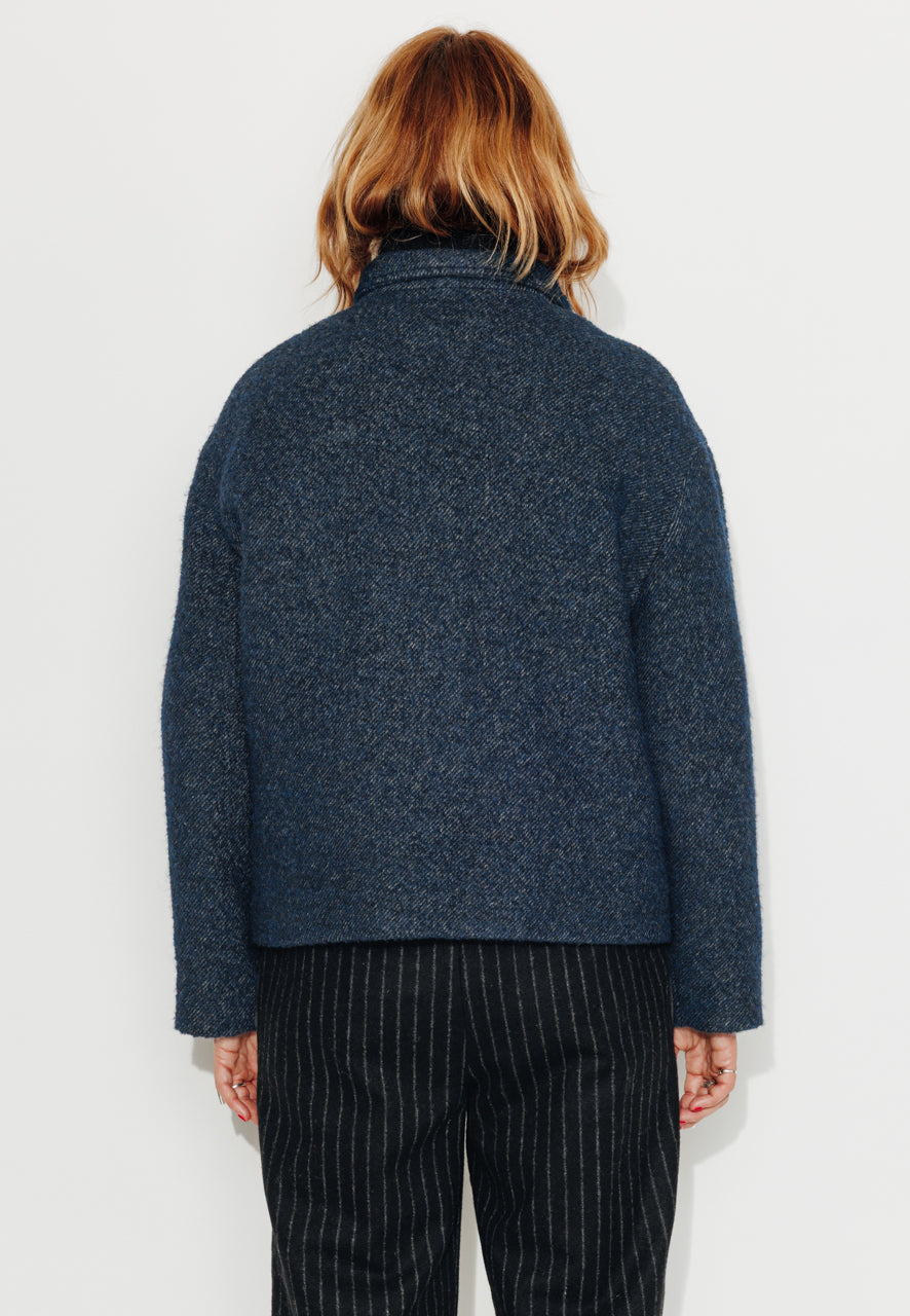 SEQUOIA - SEQUOIA - Manteau court en gabardine de laine bouclée recyclée bleu OCEAN - Trench & Coat