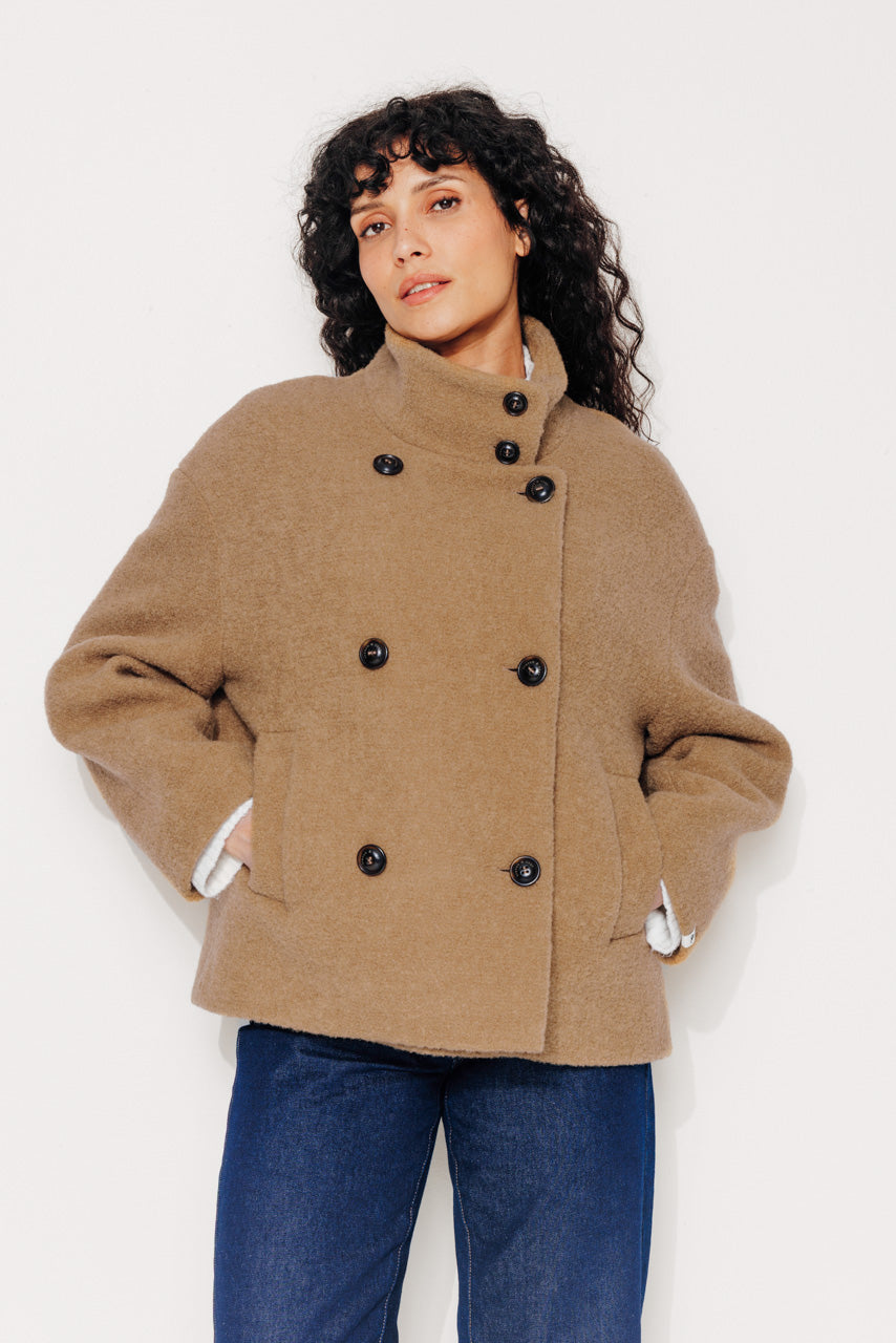 PLUMERIA - PLUMERIA - Manteau court en bouclette de laine vierge moutarde MOUTARDE - Trench & Coat