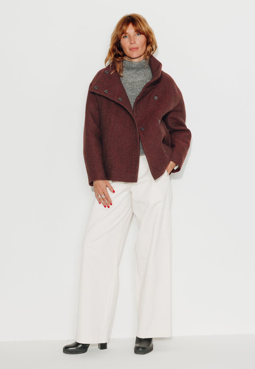 CABRILLET - CABRILLET - Manteau court oversize en laine vierge bordeaux BORDEAUX - Trench & Coat