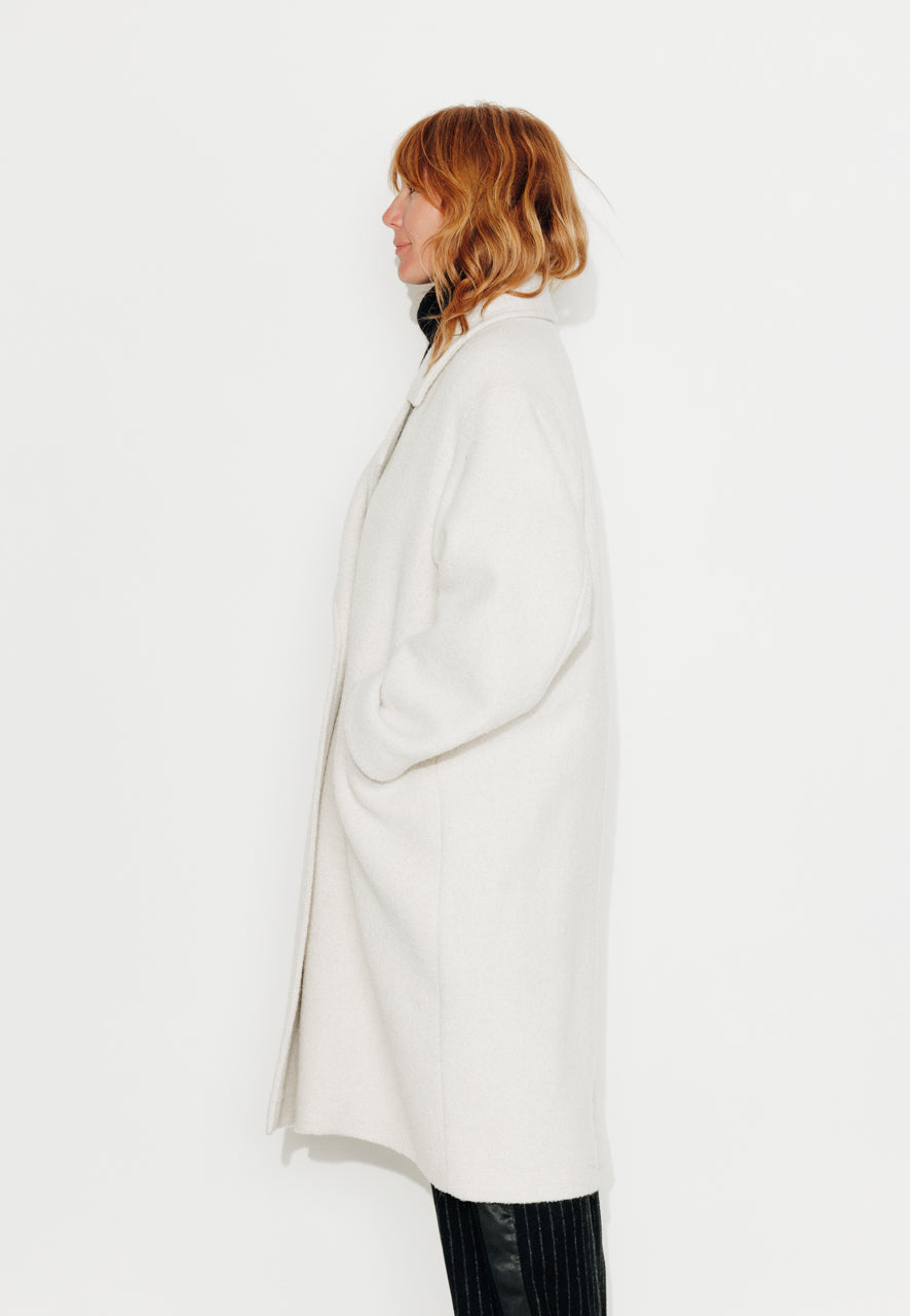 TORMINALIS - TORMINALIS - Manteau mi-long oversize en gabardine de laine bouclée recyclée ECRU - Trench & Coat