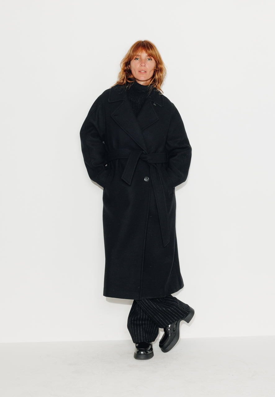 LONGTROENE - LONGTROENE - Manteau long oversize en drap de laine vierge noir NOIR - Trench & Coat