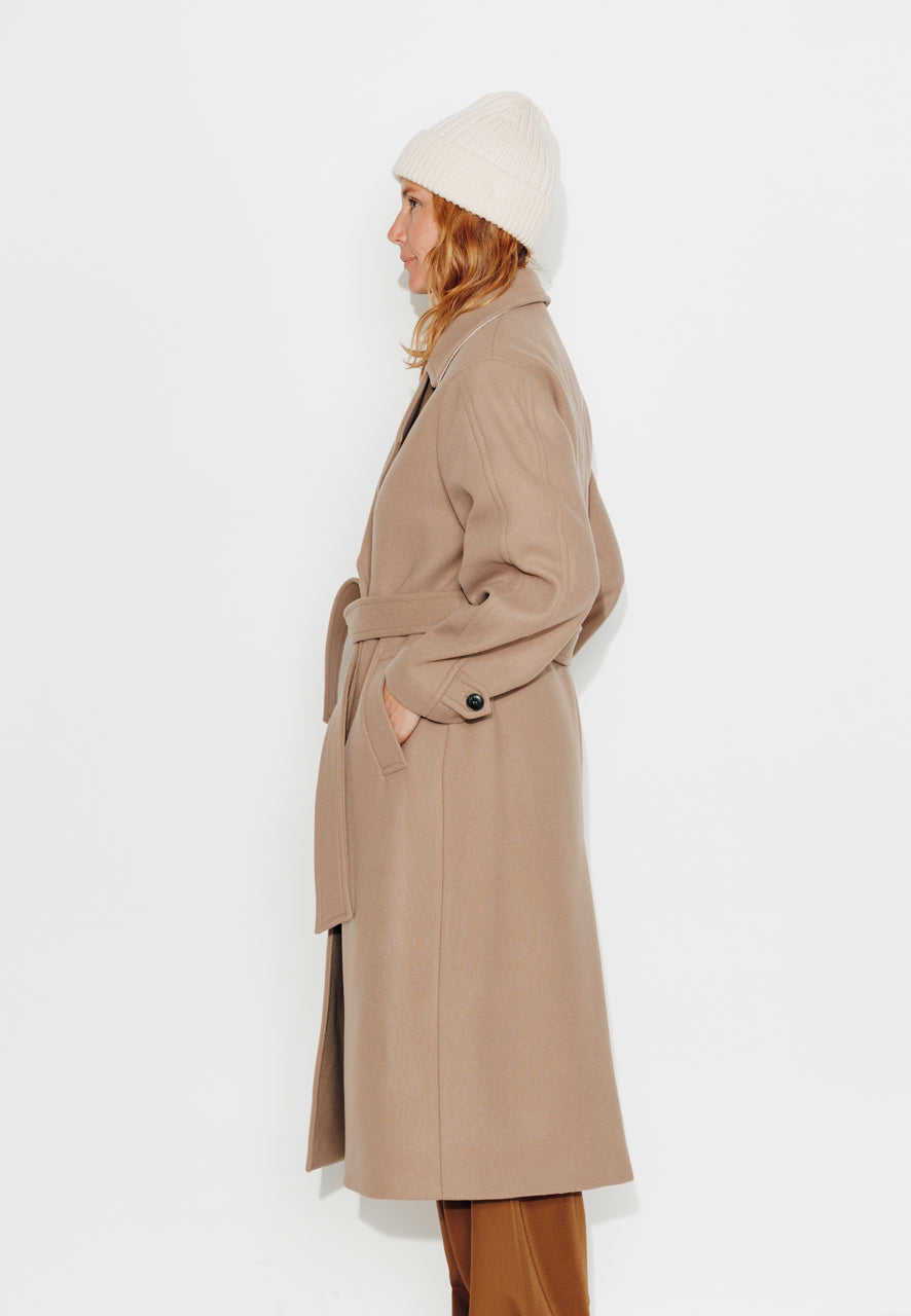 LONGTROENE - LONGTROENE - Manteau long oversize en drap de laine vierge beige GREGE - Trench & Coat
